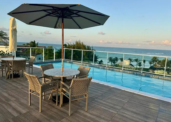Nixxus Luxo e requinte á 50 m do mar e próximo as piscinas Naturais
